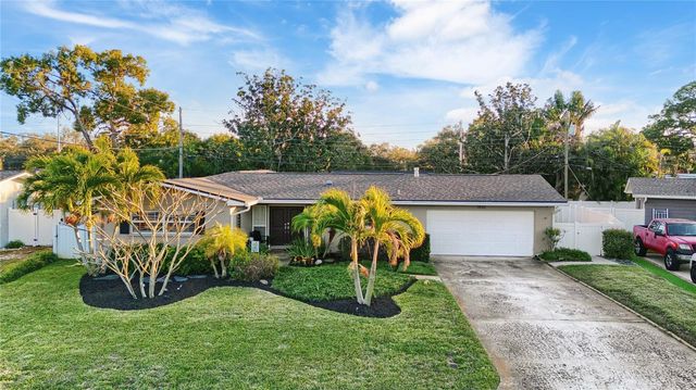 1832 69TH AVENUE S, St Petersburg, FL 33712