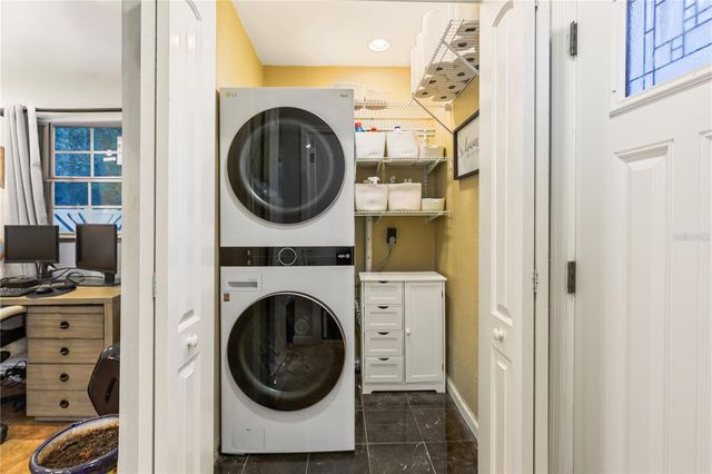 1832 69TH AVENUE S, St Petersburg, FL 33712