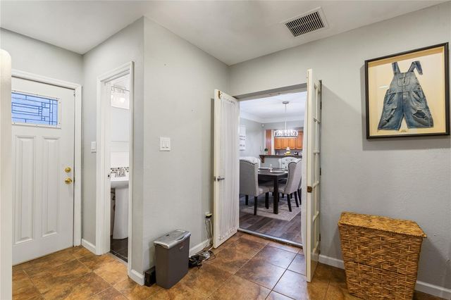 1832 69TH AVENUE S, St Petersburg, FL 33712