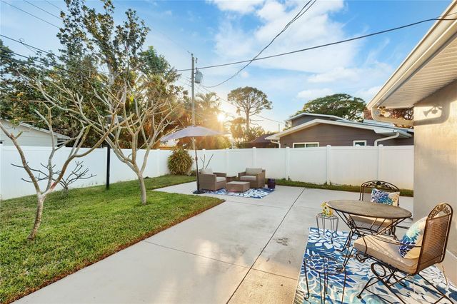 1832 69TH AVENUE S, St Petersburg, FL 33712