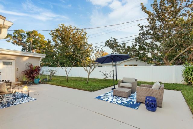 1832 69TH AVENUE S, St Petersburg, FL 33712