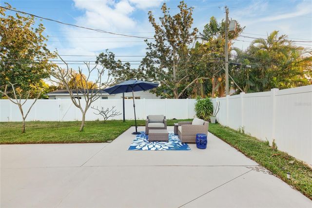 1832 69TH AVENUE S, St Petersburg, FL 33712