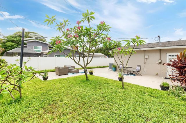 1832 69TH AVENUE S, St Petersburg, FL 33712