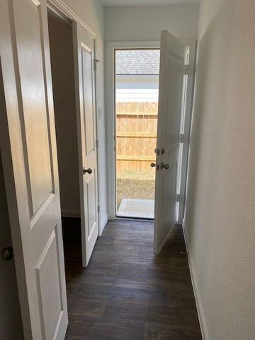 1988 Road 5714, Cleveland, TX 77327