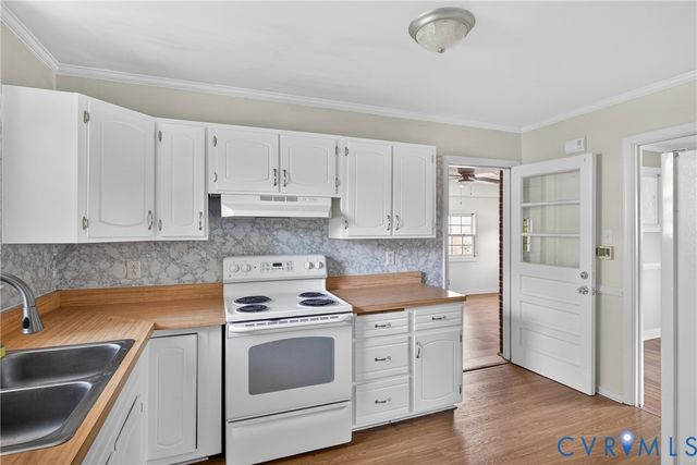 3306 Birchbrook Rd, Henrico, VA 23228