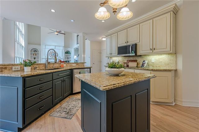 6270 Deerwoods Trail, Alpharetta, GA 30005