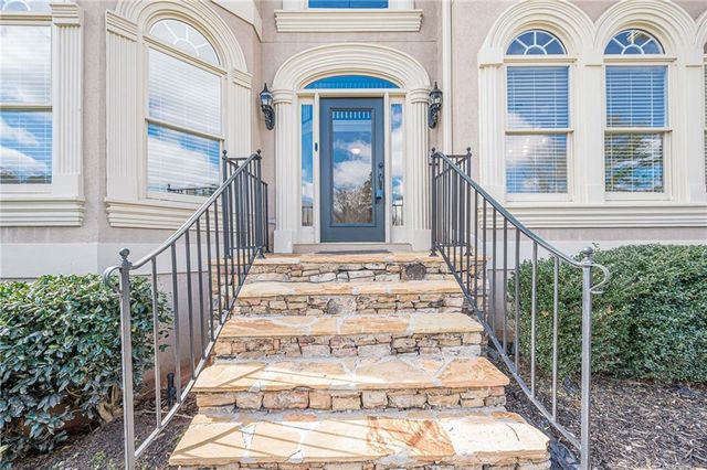 6270 Deerwoods Trail, Alpharetta, GA 30005