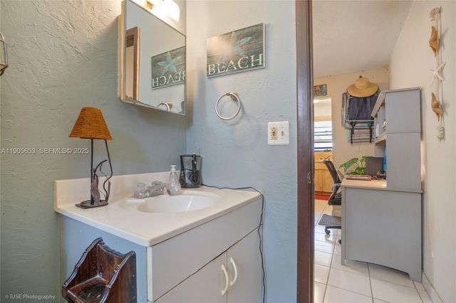 1734 N 16th Court, Hollywood, FL 33020