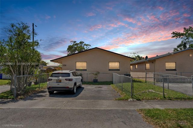 1734 N 16th Court, Hollywood, FL 33020