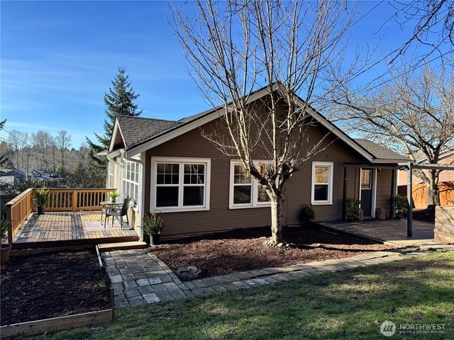 10521 Lake View Drive, Lake Stevens, WA 98258