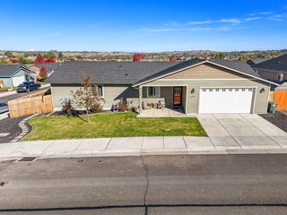 479 SE Leisek Way, Madras, OR 97741