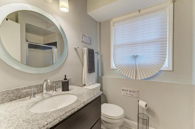 18724 Loomis Avenue, Homewood, IL 60430