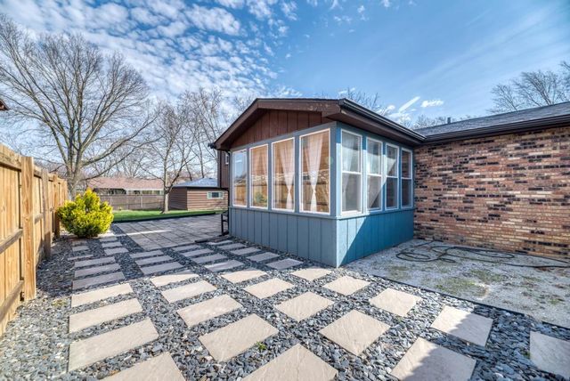 18724 Loomis Avenue, Homewood, IL 60430