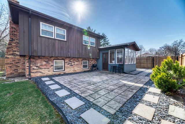 18724 Loomis Avenue, Homewood, IL 60430