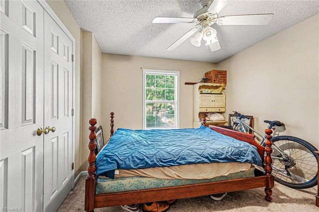 524 Scholastic Court, Winston-salem, NC 27106