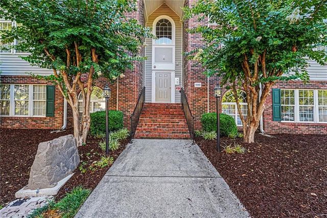 524 Scholastic Court, Winston-salem, NC 27106