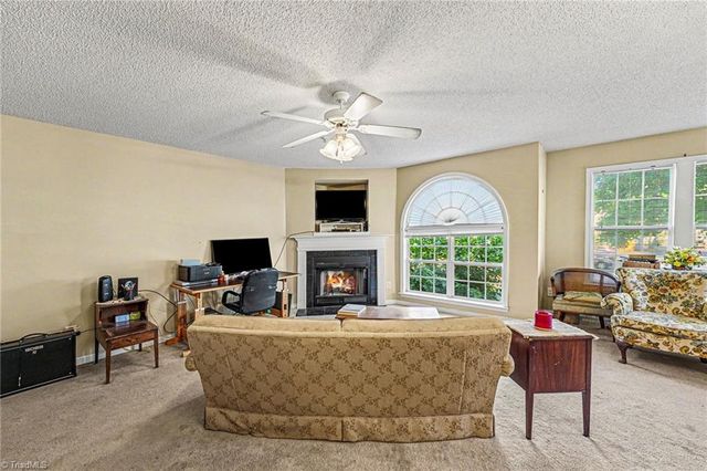524 Scholastic Court, Winston-salem, NC 27106