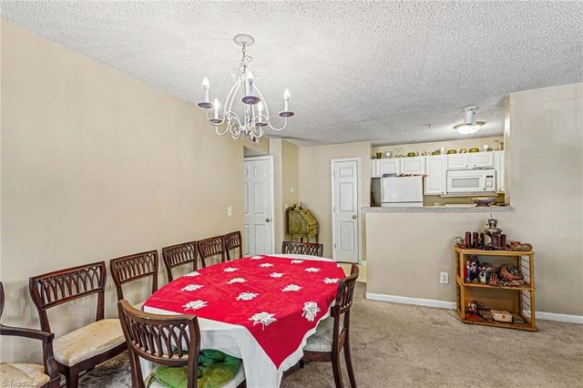 524 Scholastic Court, Winston-salem, NC 27106