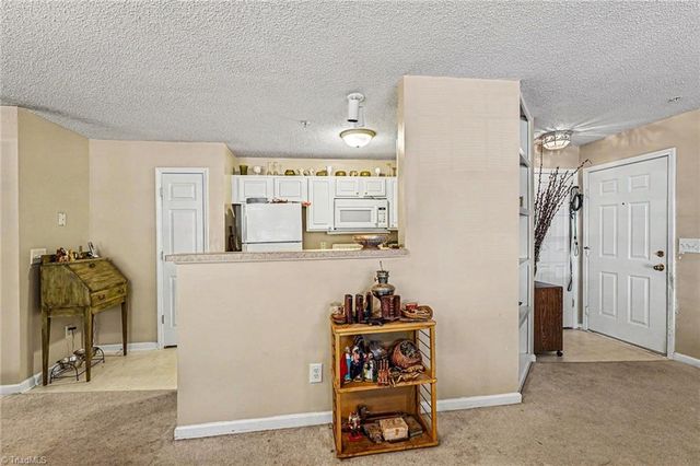 524 Scholastic Court, Winston-salem, NC 27106