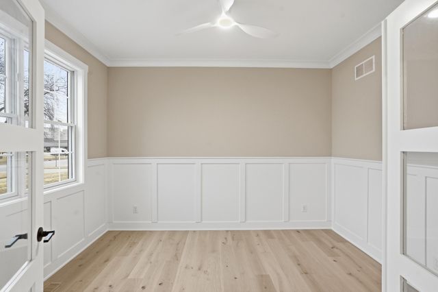 9141 Columbia Avenue, Munster, IN 46321