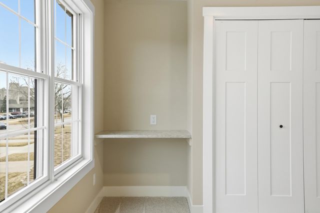 9141 Columbia Avenue, Munster, IN 46321