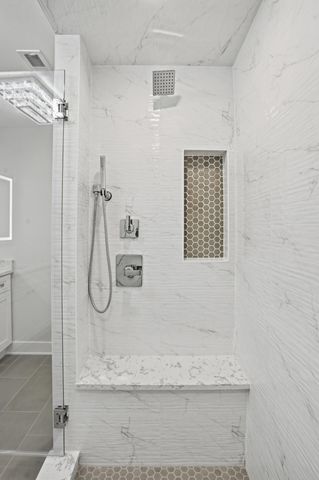 9141 Columbia Avenue, Munster, IN 46321