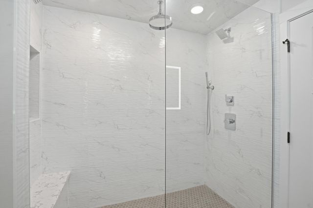 9141 Columbia Avenue, Munster, IN 46321