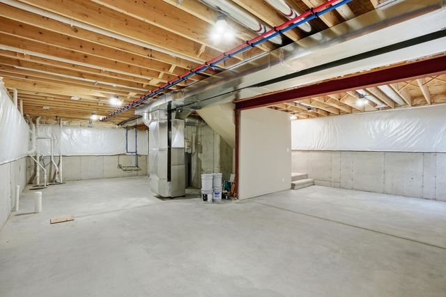 9141 Columbia Avenue, Munster, IN 46321