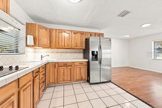7810 CHAPEL AVENUE, Port Richey, FL 34668