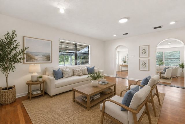 7810 CHAPEL AVENUE, Port Richey, FL 34668