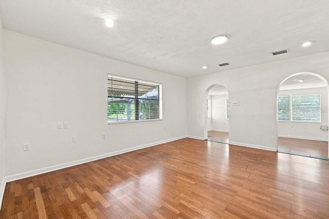 7810 CHAPEL AVENUE, Port Richey, FL 34668