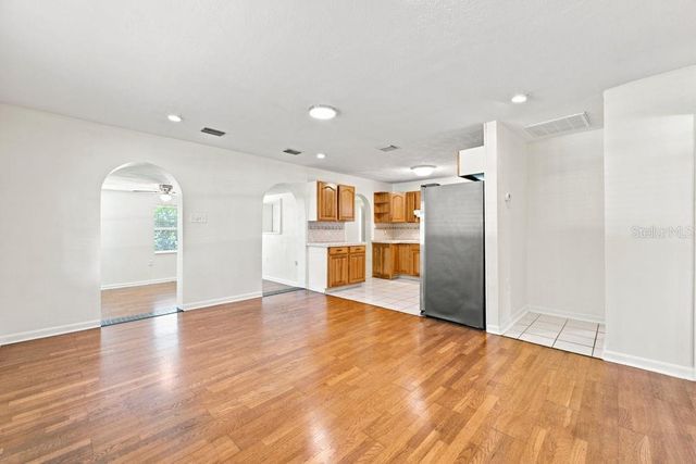 7810 CHAPEL AVENUE, Port Richey, FL 34668