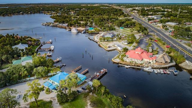 7810 CHAPEL AVENUE, Port Richey, FL 34668