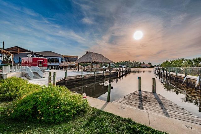 7810 CHAPEL AVENUE, Port Richey, FL 34668
