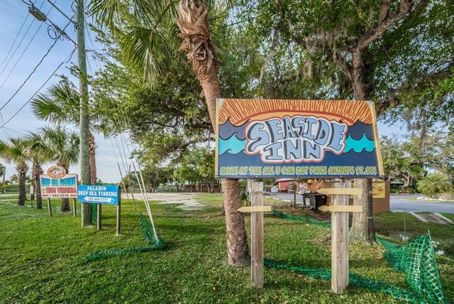 7810 CHAPEL AVENUE, Port Richey, FL 34668