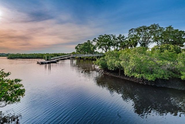 7810 CHAPEL AVENUE, Port Richey, FL 34668