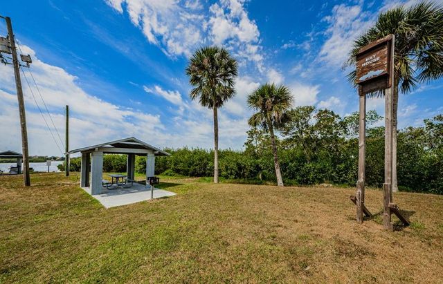 7810 CHAPEL AVENUE, Port Richey, FL 34668