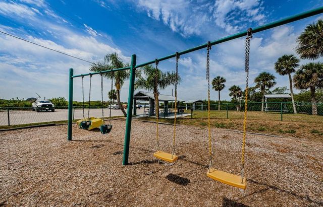 7810 CHAPEL AVENUE, Port Richey, FL 34668