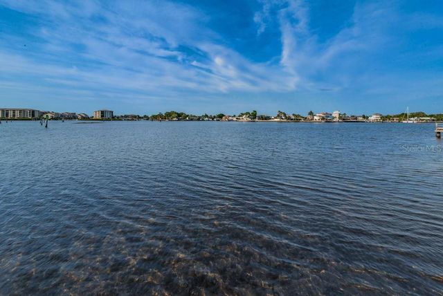 7810 CHAPEL AVENUE, Port Richey, FL 34668