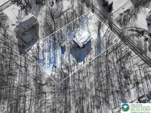 1065 Clover Road, Tunkhannock Twp, PA 18334