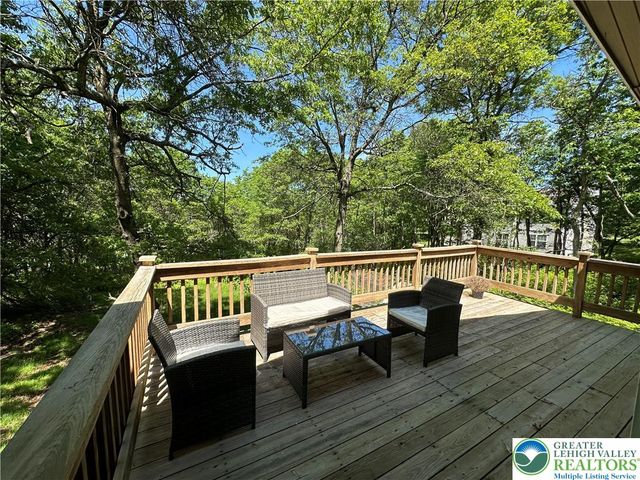 1065 Clover Road, Tunkhannock Twp, PA 18334