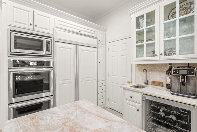 3713 Black Canyon Road, Fort Worth, TX 76109
