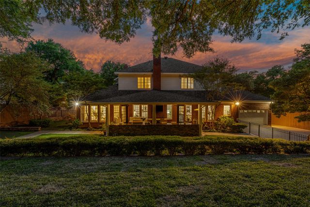 3713 Black Canyon Road, Fort Worth, TX 76109