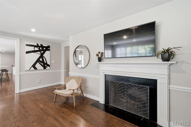 15 Glen Creek Lane, St Louis, MO 63124