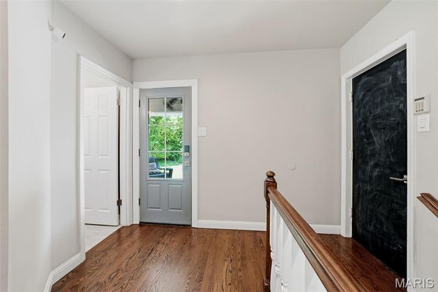 15 Glen Creek Lane, St Louis, MO 63124