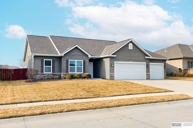 7906 S 193 Street, Gretna, NE 68028