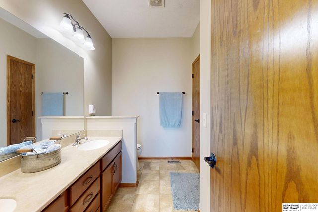 7906 S 193 Street, Gretna, NE 68028