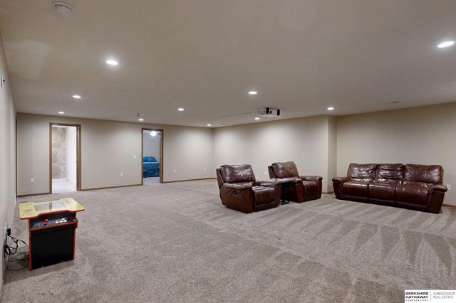 7906 S 193 Street, Gretna, NE 68028