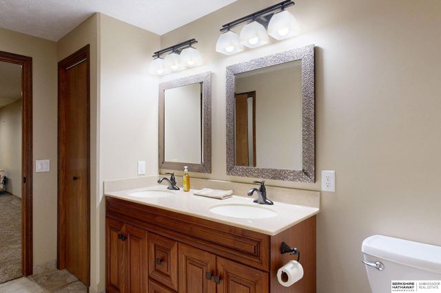 7906 S 193 Street, Gretna, NE 68028