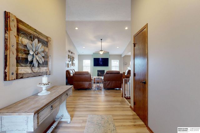 7906 S 193 Street, Gretna, NE 68028